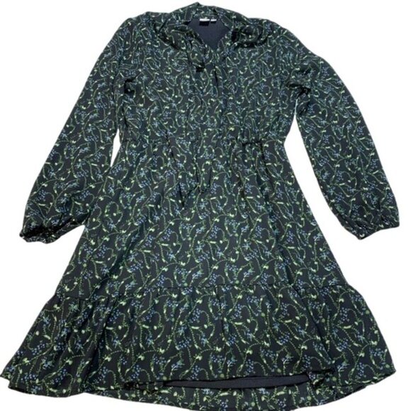 twik Dresses & Skirts - 🔴SOLD🔴 Twik Floral Dress